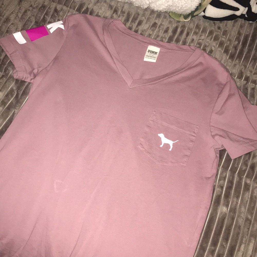 pink vs tee❤️